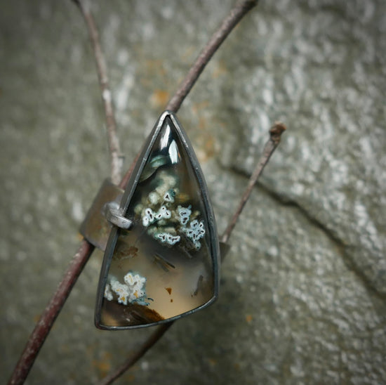 Water Lilies — A Statement Agate Ring in Oxidized Sterling Silver — Size 9