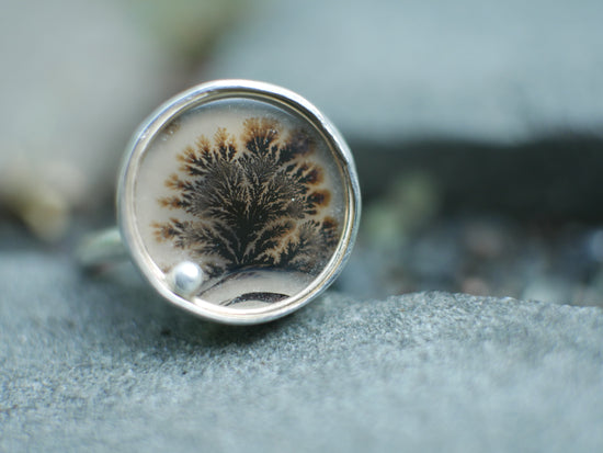 Stately Permanence — A Dendritic Agate Ring in Sterling Silver and 14kt Gold — Size 5 to 5 1/4